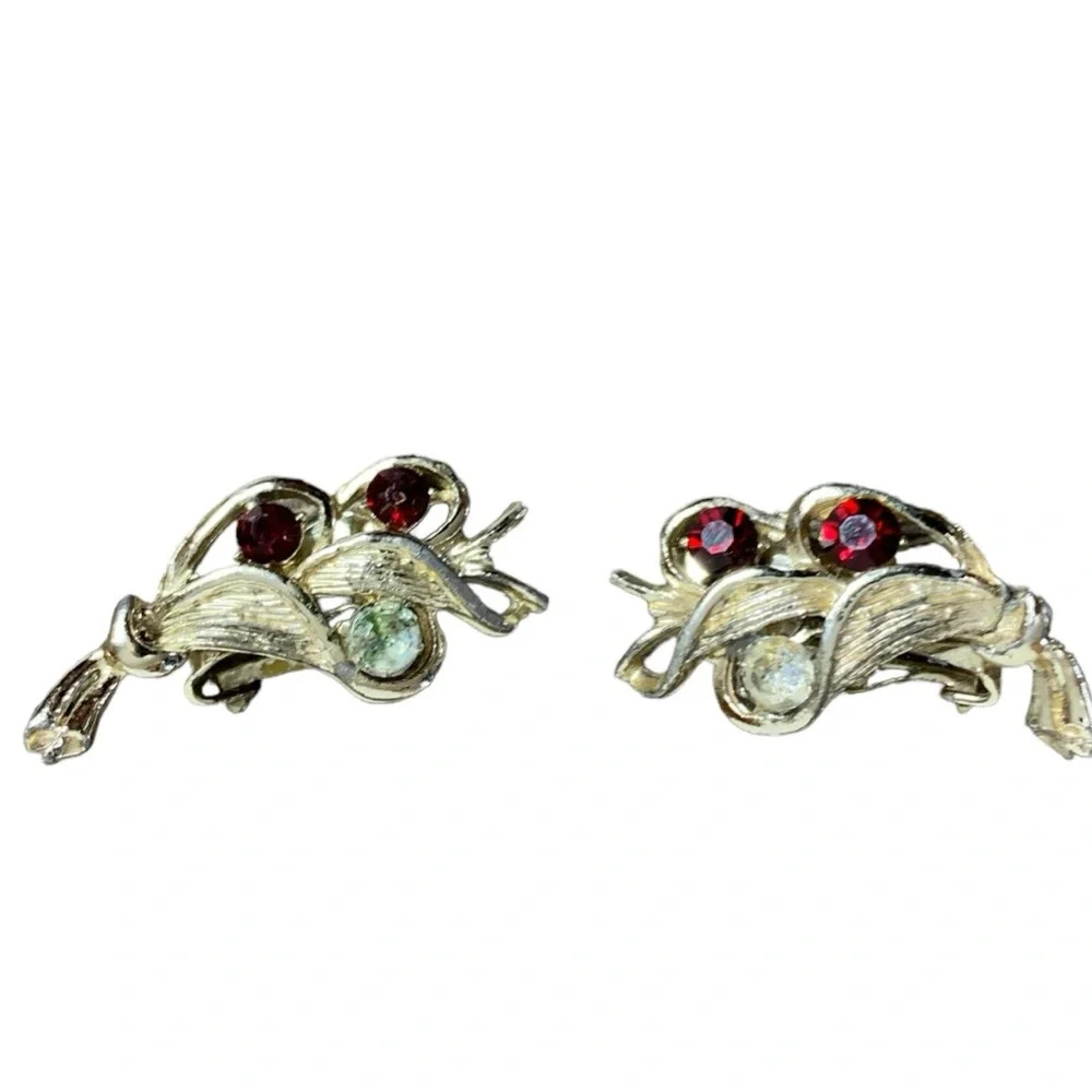 VTG Clip On Earrings Gold  Tone Floral Gems MCM Costume Jewelry Not Marked